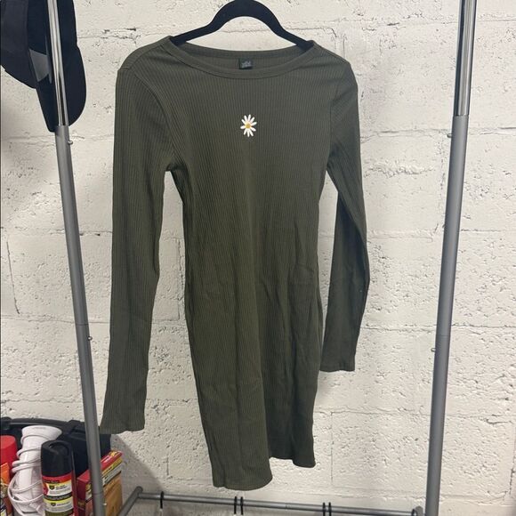 Wild Fable Olive Long Sleeve Dress with Daisy Accent Size XS - NWOT Ribbed - Picture 1 of 4